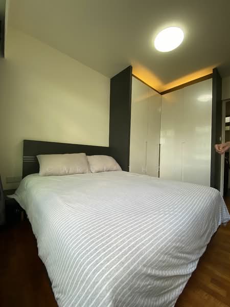 18C Holland Drive, 18C Holland Drive, 3 Bedrooms, 1,259 sqft, HDB Flat For Rent, by Carel Tham, 24407645 - PropertyGuru.com.sg