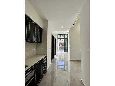 For Rent - Mayfair Gardens
