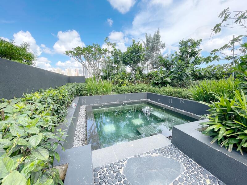 Rooftop Jacuzzi
