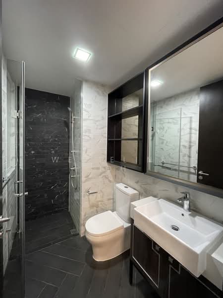 Mayfair Gardens, 12 Rifle Range Road, 2 Bedrooms, 753 sqft, Condominium For Rent, by Wendeline Goh, 24410328 - PropertyGuru.com.sg