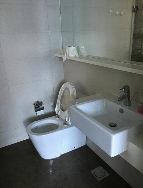 City Square Residences, 14 Kitchener Link, 2 Bedrooms, 835 sqft, Condominium For Rent, by Jean Seah, 24411490 - PropertyGuru.com.sg