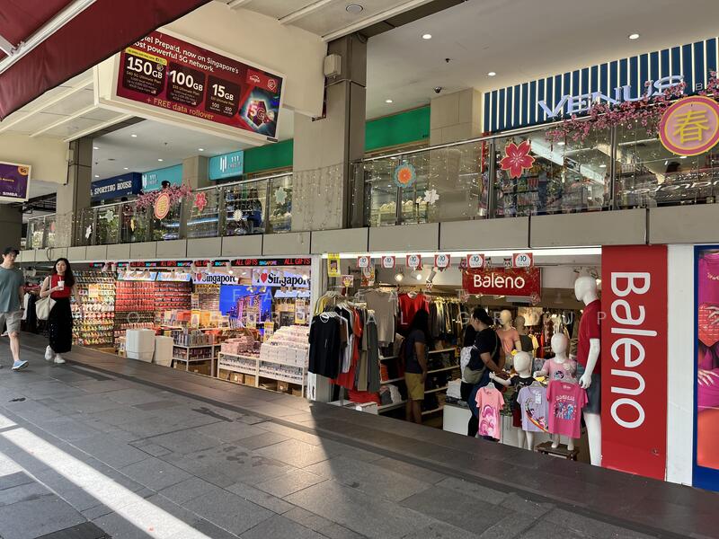 Lucky Plaza, 304 Orchard Road, 1,249 sqft, Mall Shop For Rent, by Far East Organization, 24411780 - CommercialGuru.com.sg