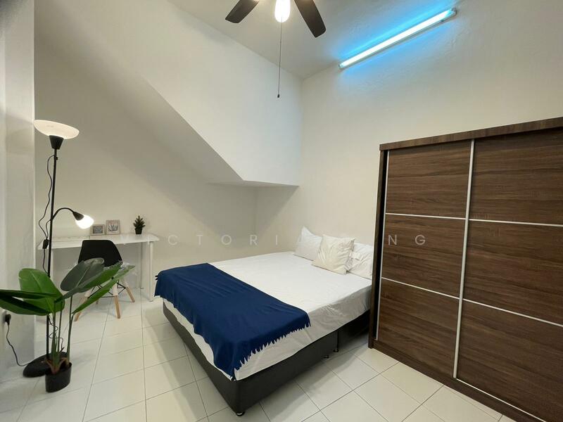 Serangoon MRT, , Room Rental, 180 sqft, Condominium For Rent, by Victoria Ling, 24411795 - PropertyGuru.com.sg