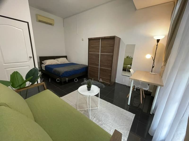 Serangoon MRT, , Room Rental, 180 sqft, Condominium For Rent, by Victoria Ling, 24411795 - PropertyGuru.com.sg