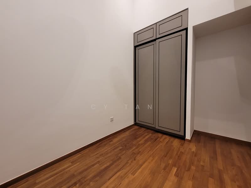 Mayfair Gardens, 10 Rifle Range Road, 2 Bedrooms, 753 sqft, Condominium For Rent, by CY Tan, 24412006 - Common bedroom - PropertyGuru.com.sg