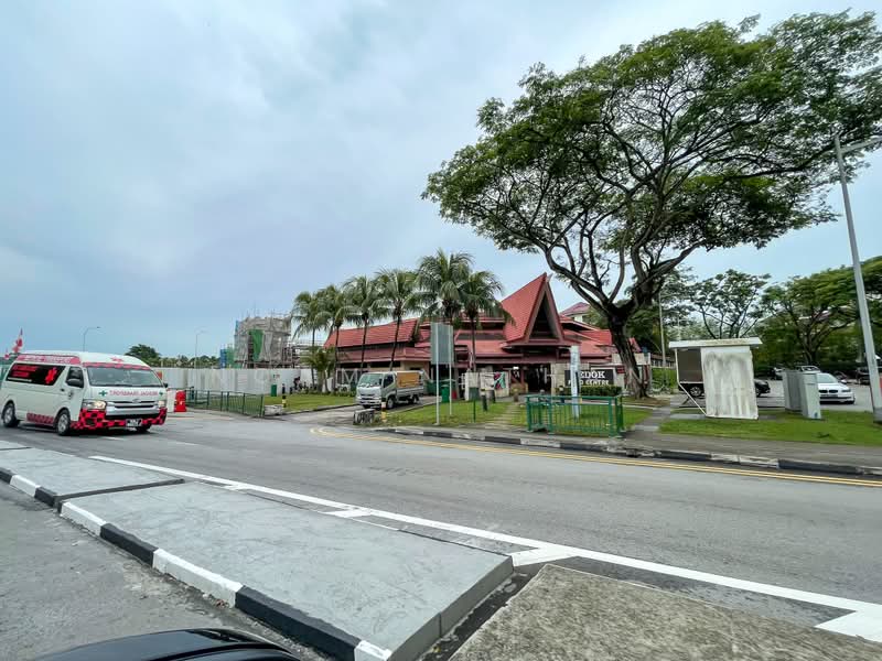 Beautiful 3 Storey, Semi-D at Eastwood Estate, , 5 Bedrooms, 3,500 sqft, Semi-Detached House For Rent, by Noam Nathan, 24414496 - PropertyGuru.com.sg