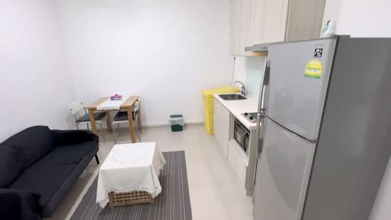 Near Paya Lebar MRT Station, , Studio, 450 sqft, Apartment For Rent, by Jacqueline Loh, 24414865 - PropertyGuru.com.sg