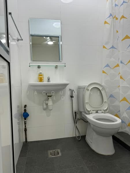 Near Paya Lebar MRT Station, , Studio, 450 sqft, Apartment For Rent, by Jacqueline Loh, 24414865 - PropertyGuru.com.sg