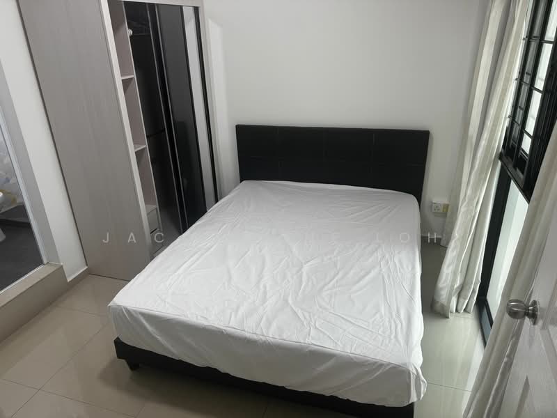 Near Paya Lebar MRT Station, , Studio, 450 sqft, Apartment For Rent, by Jacqueline Loh, 24414865 - PropertyGuru.com.sg