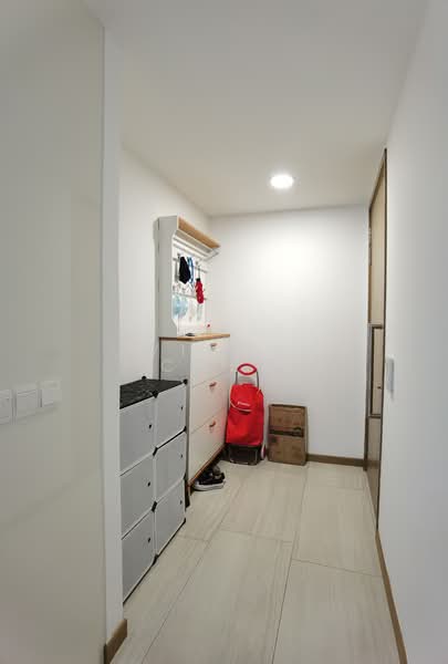 Lakeville, 3 Jurong Lake Link, 3 Bedrooms, 1,141 sqft, Condominium For Rent, by Vicky Chen, 24416115 - PropertyGuru.com.sg