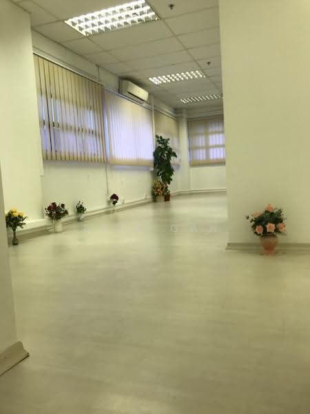 Genting Building, 83 Genting Lane, Macpherson / Potong Pasir, 1,340 sqft, Light Industrial (B1) For Rent, by Eric Gan, 24416275 - CommercialGuru.com.sg