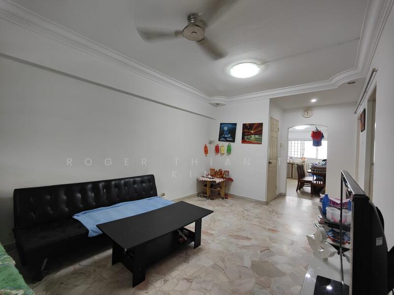 For Rent - 305 Hougang Avenue 5