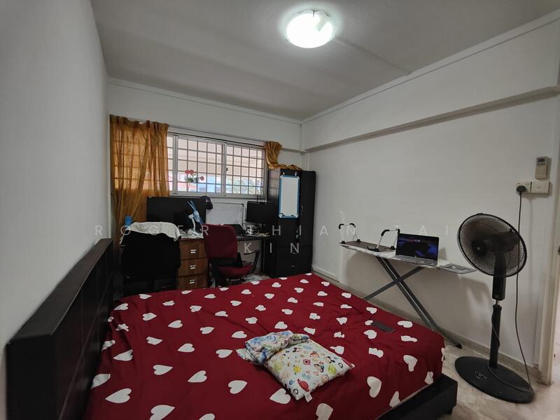 For Rent - 305 Hougang Avenue 5