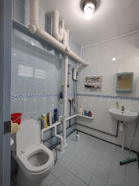 For Rent - 305 Hougang Avenue 5