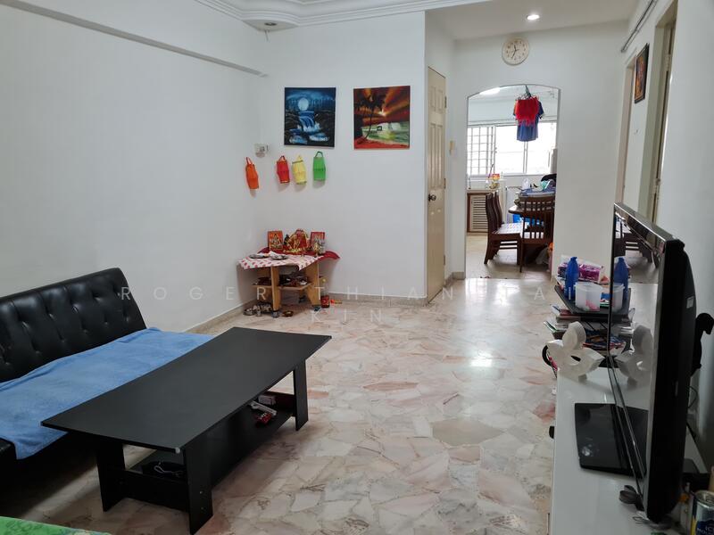 For Rent - 305 Hougang Avenue 5