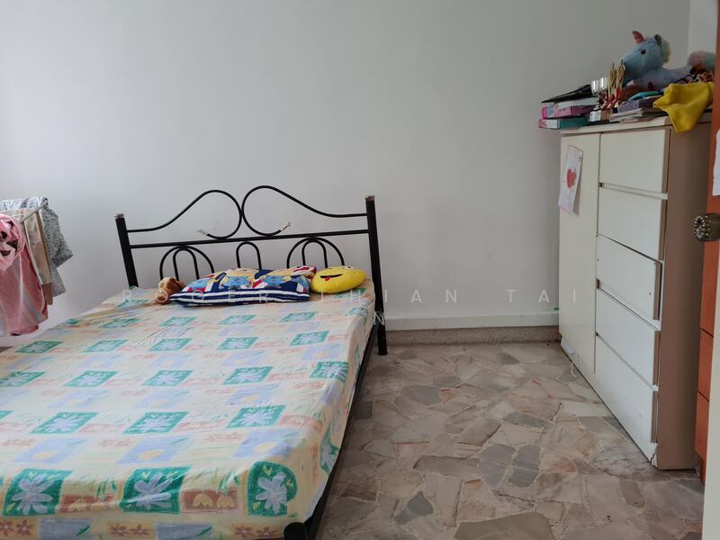 For Rent - 305 Hougang Avenue 5