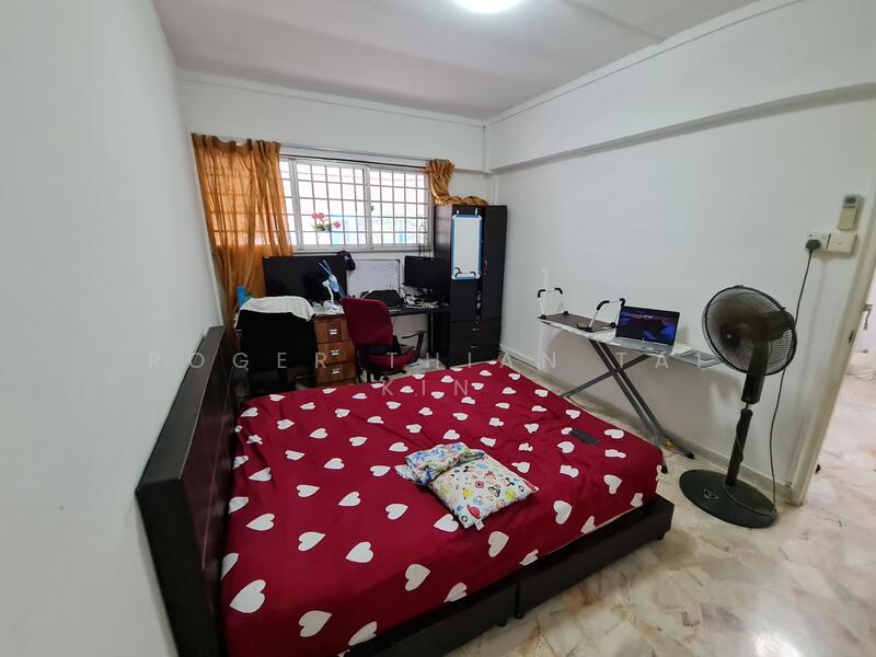 For Rent - 305 Hougang Avenue 5