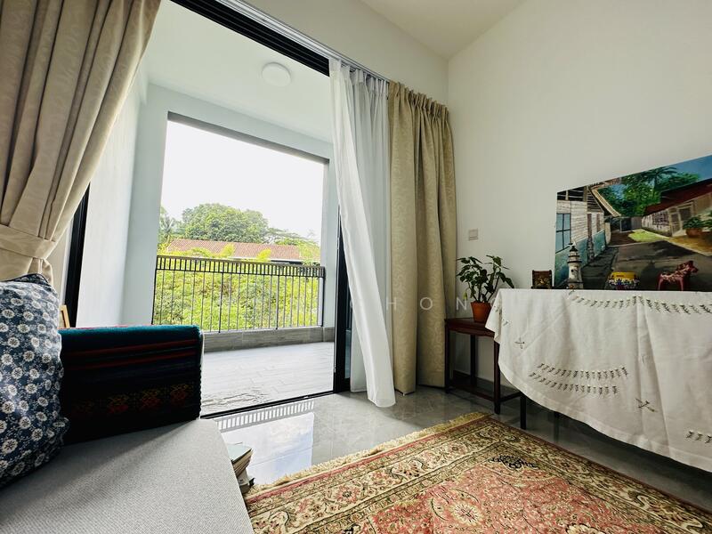 Mayfair Gardens, 16 Rifle Range Road, 1 Bedroom, 560 sqft, Condominium For Rent, by John Chong, 24417404 - PropertyGuru.com.sg