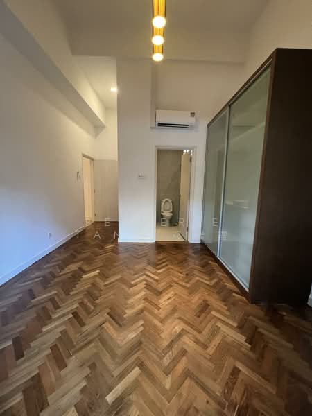 For Rent - Orange Regency