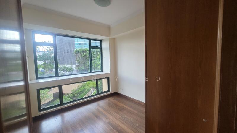 For Rent - Thomson 800