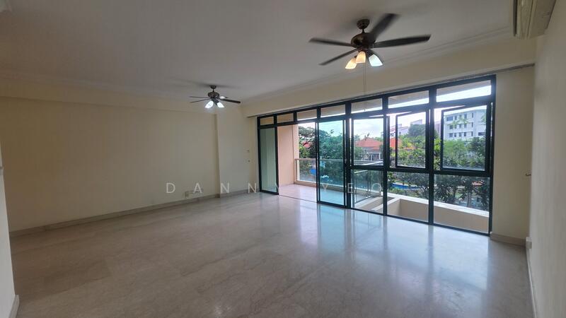 For Rent - Thomson 800