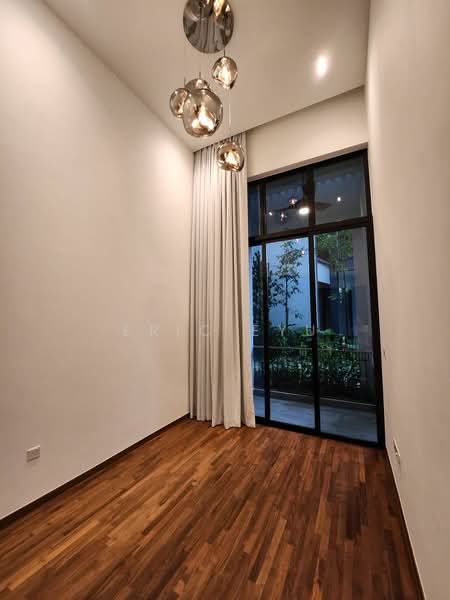 Mayfair Gardens, 8 Rifle Range Road, 2 Bedrooms, 753 sqft, Condominium For Rent, by Eric Eyu, 24420457 - PropertyGuru.com.sg