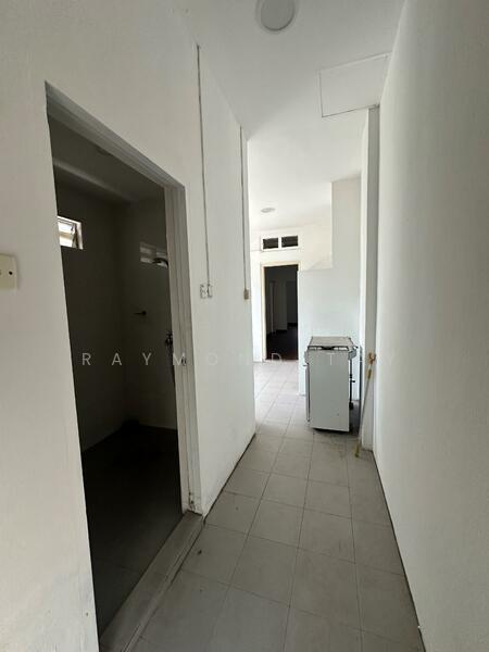 3-min Walk to Kovan MRT Station, , 2 Bedrooms, 915 sqft, Shophouse For Rent, by Raymond Tay, 24420625 - PropertyGuru.com.sg