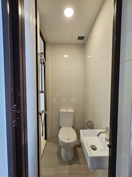 Avenue South Residence, 13 Silat Avenue, 3 Bedrooms, 1,109 sqft, Condominium For Rent, by Stella S Sim, 24421484 - PropertyGuru.com.sg