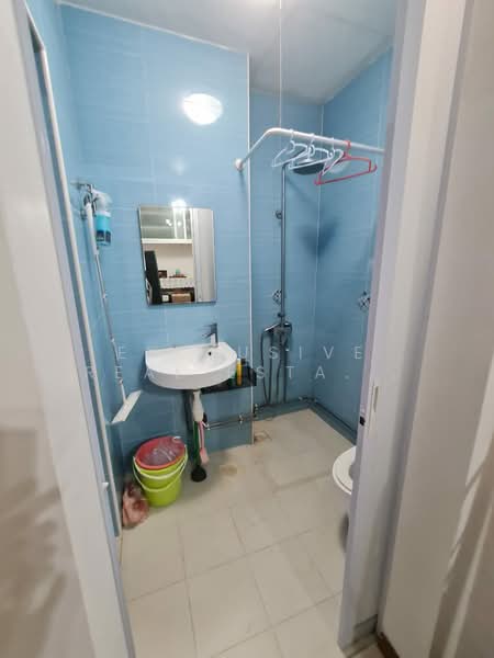 D17 Loyang Villas Room with attached toilet for rent, , Room Rental, 200 sqft, Terraced House For Rent, by FREDDY, 24425603 - PropertyGuru.com.sg