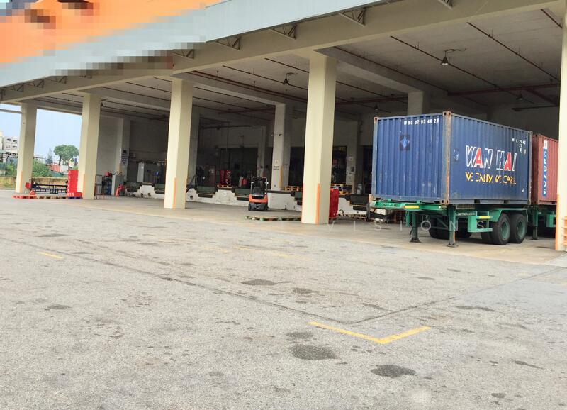 STANDALONE INDUSTRIAL FACILITY: Logistics, Fulfilment, Distribution Ctr off AYE. Own compound, JURONG, Off AYE. Near Ports. 13 mins drive CBD. CONTACT: +6596881177 Adrian.Koh@corporatevisions.com.sg, 195,000 sqft, Factory / Workshop (B2) For Rent, by ADRIAN, 24425781 - CommercialGuru.com.sg