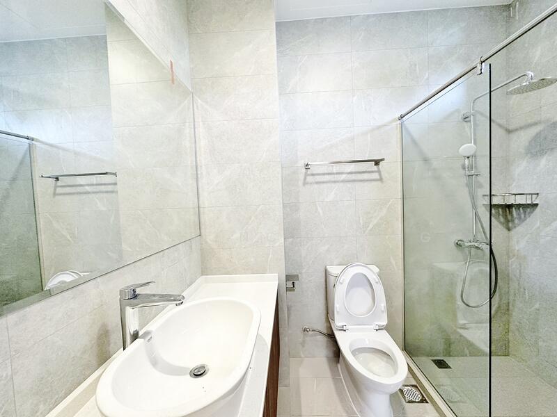 Orange Regency, 101 Fernhill Road, 4 Bedrooms, 2,433 sqft, Apartment For Rent, by Lawrence Hong, 24426432 - PropertyGuru.com.sg