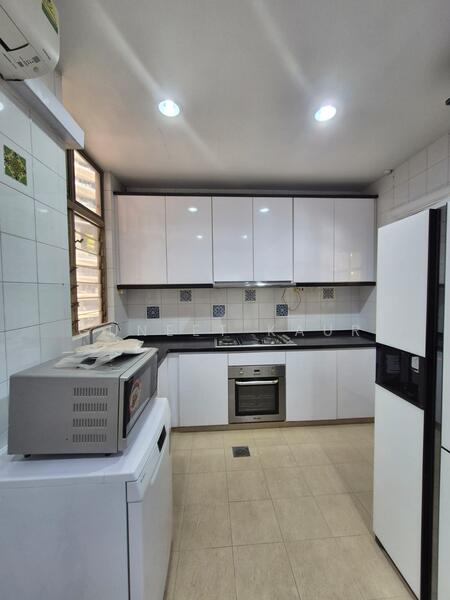 For Rent - Leonie Condotel