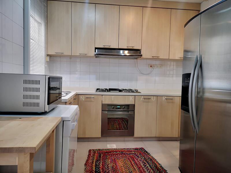 For Rent - Leonie Condotel