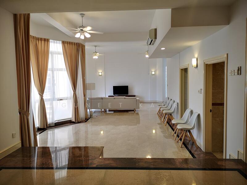 For Rent - Leonie Condotel