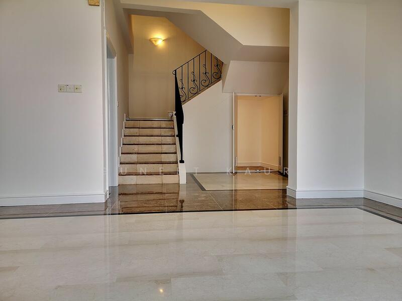 For Rent - Leonie Condotel