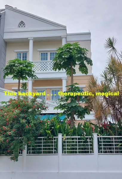 ★Fall in Love★ HEARTWARMING HOME at Banyan Park, Chwee Chian Road, 5 Bedrooms, 3,800 sqft, Semi-Detached House For Rent, by Angie Chan, 24428888 - Magical garden moments every day ... - PropertyGuru.com.sg