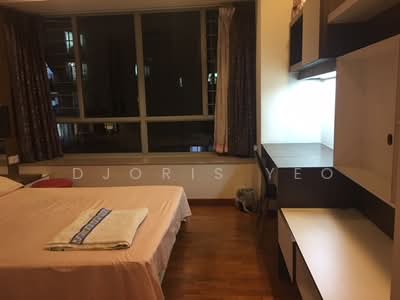 For Sale - Lakeholmz