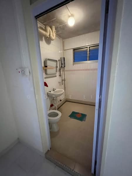202 Choa Chu Kang Avenue 1, 202 Choa Chu Kang Avenue 1, 3 Bedrooms, 1,130 sqft, HDB Flat For Rent, by George Lim, 24429354 - PropertyGuru.com.sg