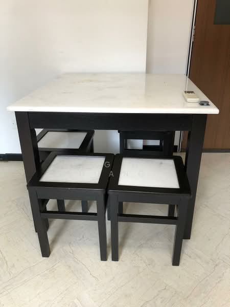 Beach Rd Kampong Glam Jln Sultan Sultan Gate Apt, Sultan Gate, 1 Bedroom, 380 sqft, Apartment For Rent, by Wang Wee Huang, 24429990 - marble top - PropertyGuru.com.sg