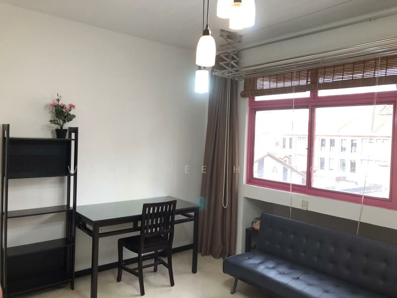Beach Rd Kampong Glam Jln Sultan Sultan Gate Apt, Sultan Gate, 1 Bedroom, 380 sqft, Apartment For Rent, by Wang Wee Huang, 24429990 - study table - PropertyGuru.com.sg