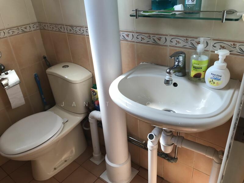 For Rent - 302 Clementi Avenue 4