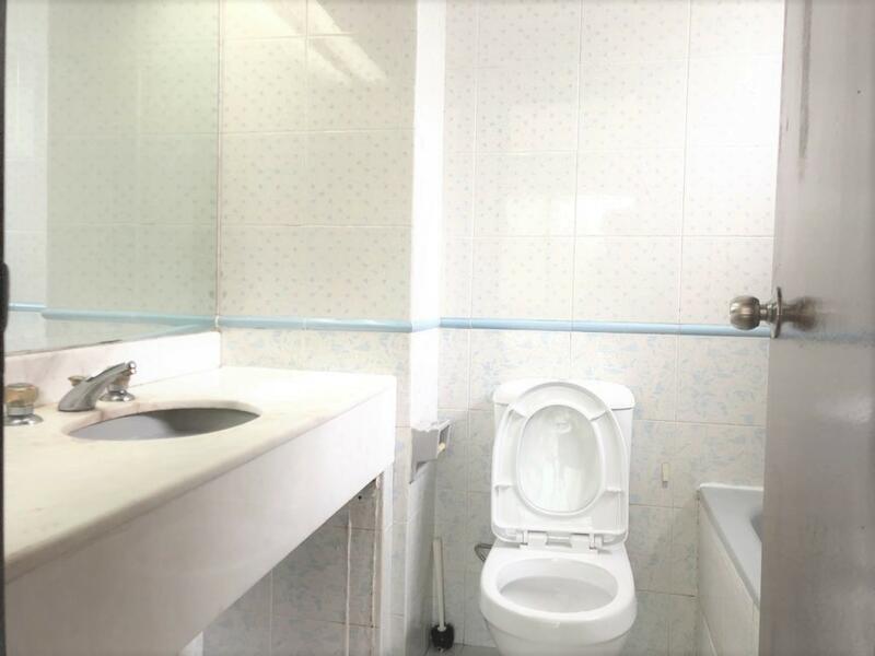 West Bay Condo, 54 West Coast Crescent, 3 Bedrooms, 1442 sqft, Condominium For Rent, by Edmund