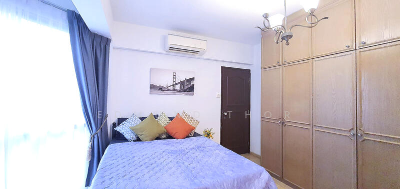 West Bay Condo, 54 West Coast Crescent, 3 Bedrooms, 1,442 sqft, Condominium For Rent, by Edmund Thor, 24432040 - Bedroom 3 w built-in wardrobe - PropertyGuru.com.sg