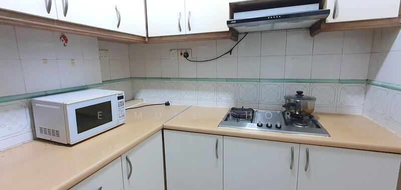 West Bay Condo, 54 West Coast Crescent, 3 Bedrooms, 1,442 sqft, Condominium For Rent, by Edmund Thor, 24432040 - Kitchen - PropertyGuru.com.sg