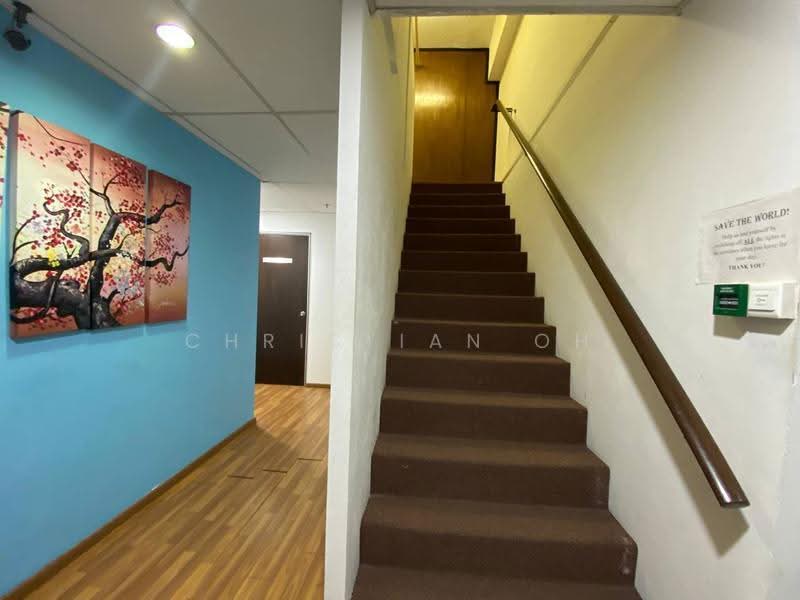 Heng Loong Building, 61 Bukit Batok Crescent, Dairy Farm / Bukit Panjang / Choa Chu Kang, 220 sqft, Light Industrial (B1) For Rent, by Christian Oh, 24432089 - Corridor - CommercialGuru.com.sg