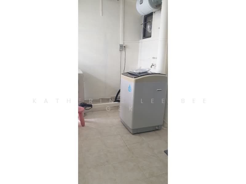 For Rent - 577 Hougang Avenue 4