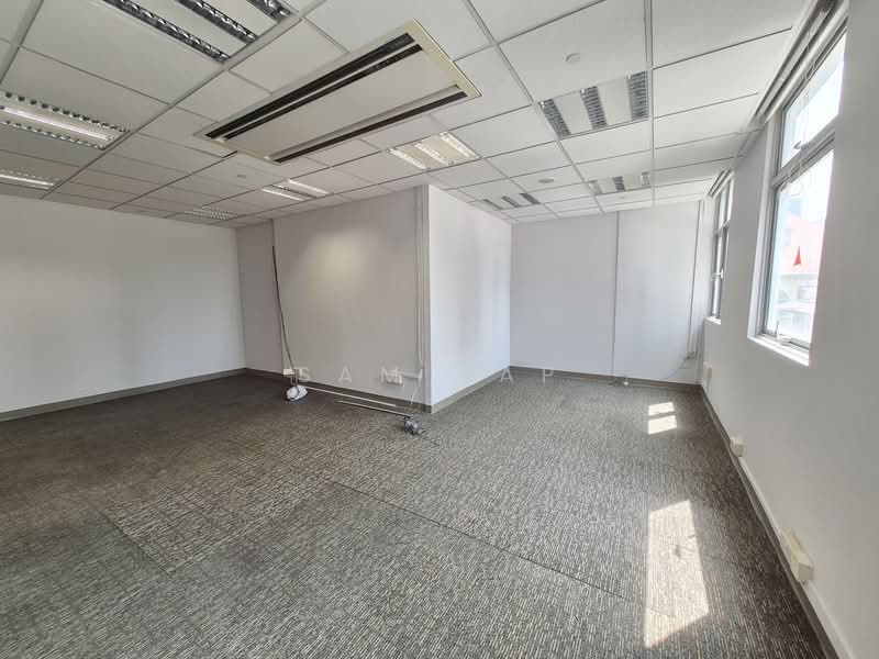 Tan Chong Tower, 15 Queen Street, 1,055 sqft, Office For Rent, by Sam Yap, 24432344 - CommercialGuru.com.sg