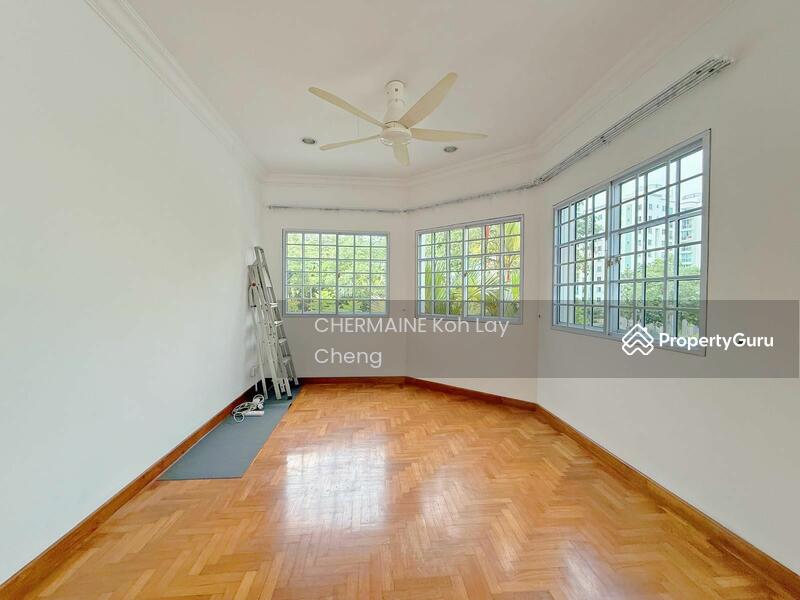 For Sale - Ridgevale Gardens