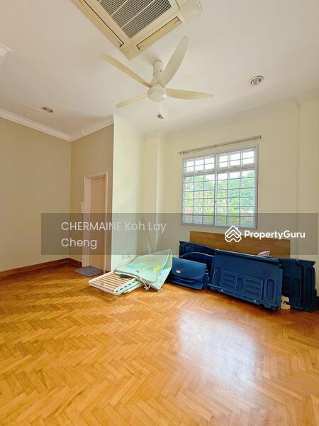 For Sale - Ridgevale Gardens