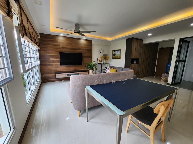 For Rent - 289A Compassvale Crescent